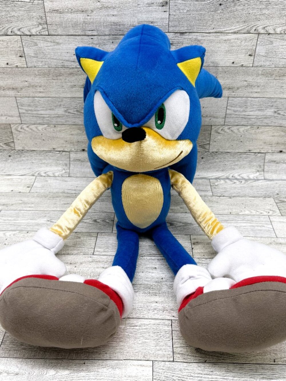 SEGA Sonic the Hedgehog Jumbo 23"Blue Plush Doll